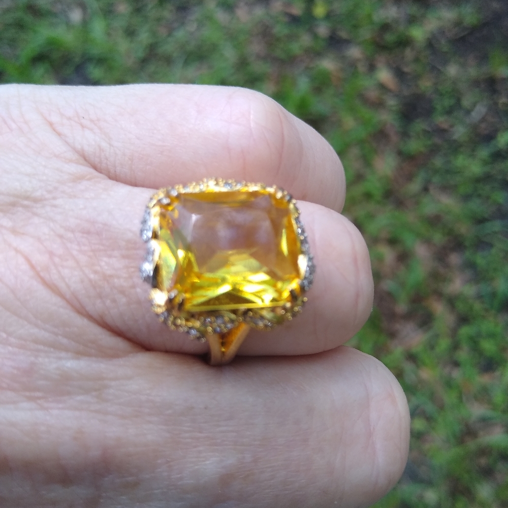 Aurous Ring